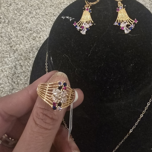 21kgp Dubai Elegant Gold and Pink Jewelry Set - Picture 6 of 12